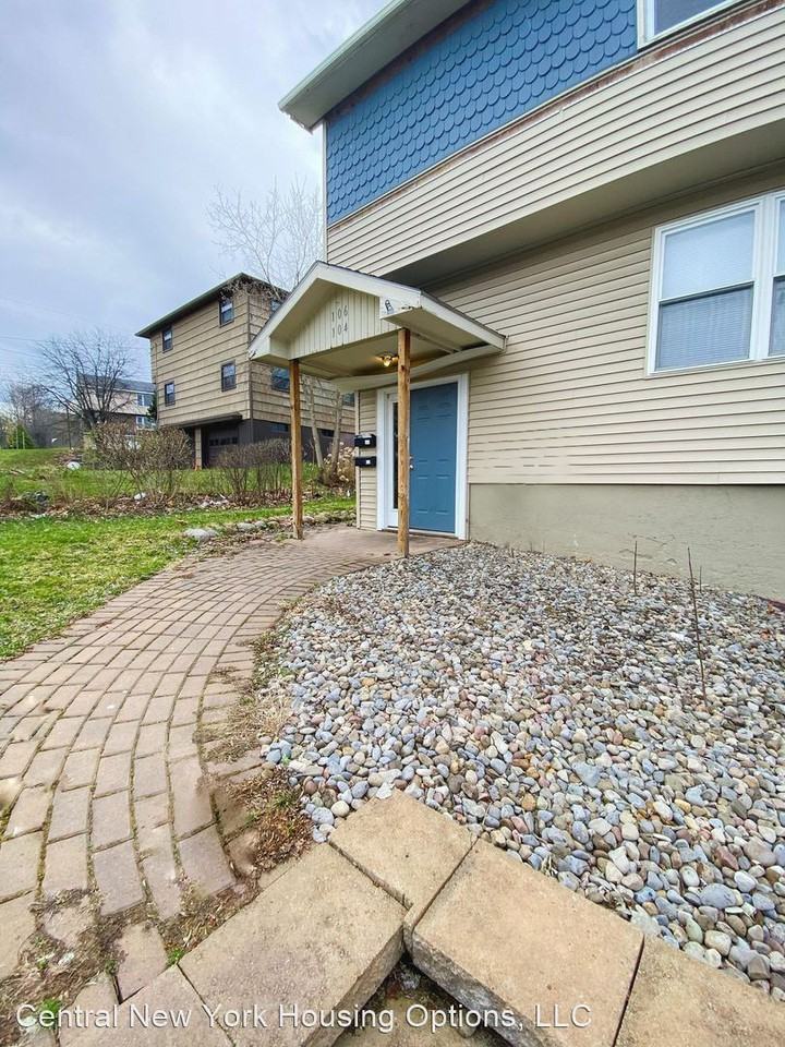 104 Robert Drive - Photo 2 of 19