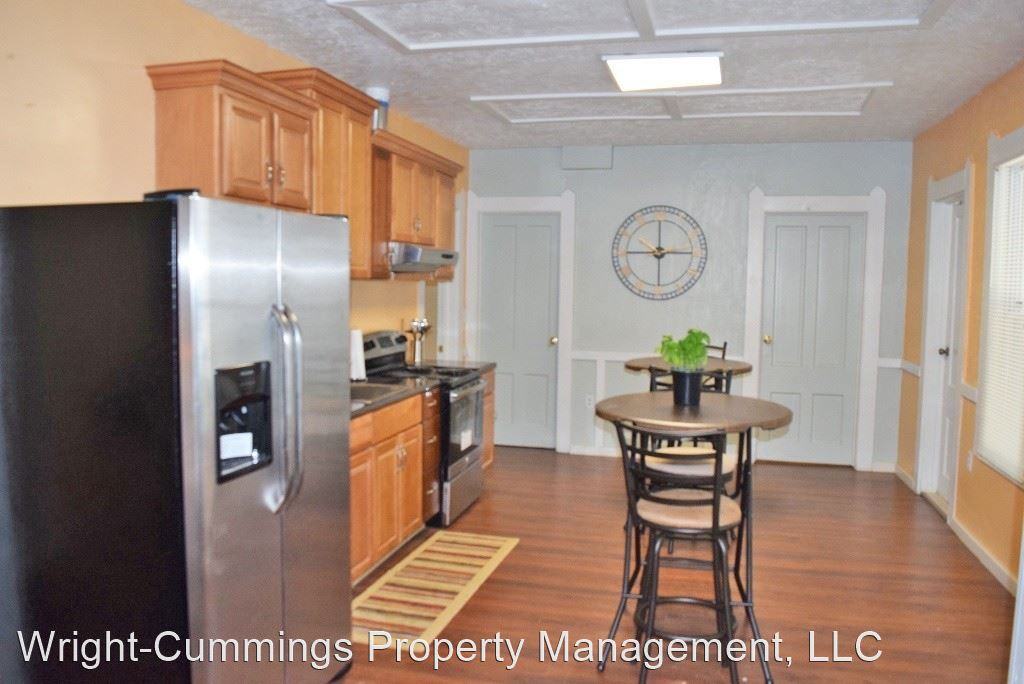 11709 Ashbury - Photo 3 of 9