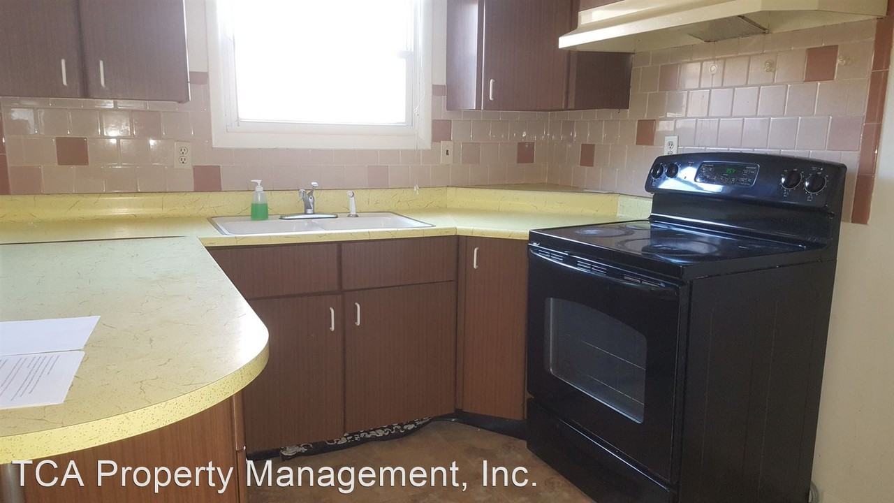 1140 Main St - Photo 2 of 25