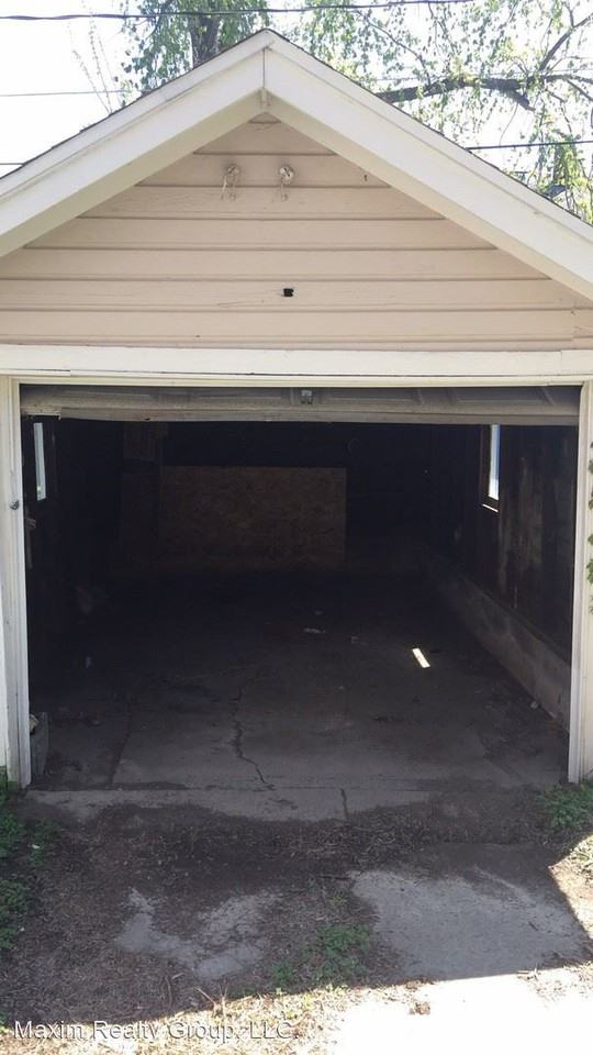 3027 Myrtle Ave - Photo 2 of 13