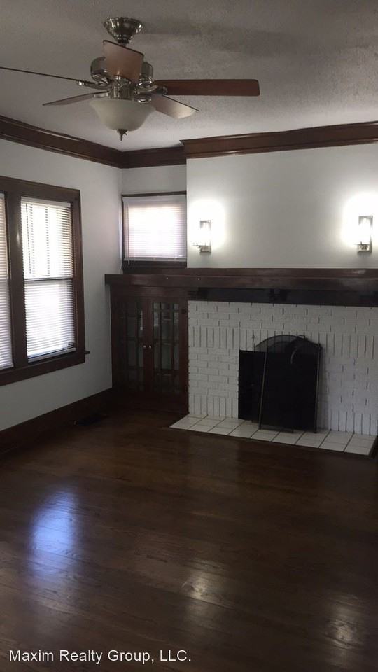 3027 Myrtle Ave - Photo 3 of 13