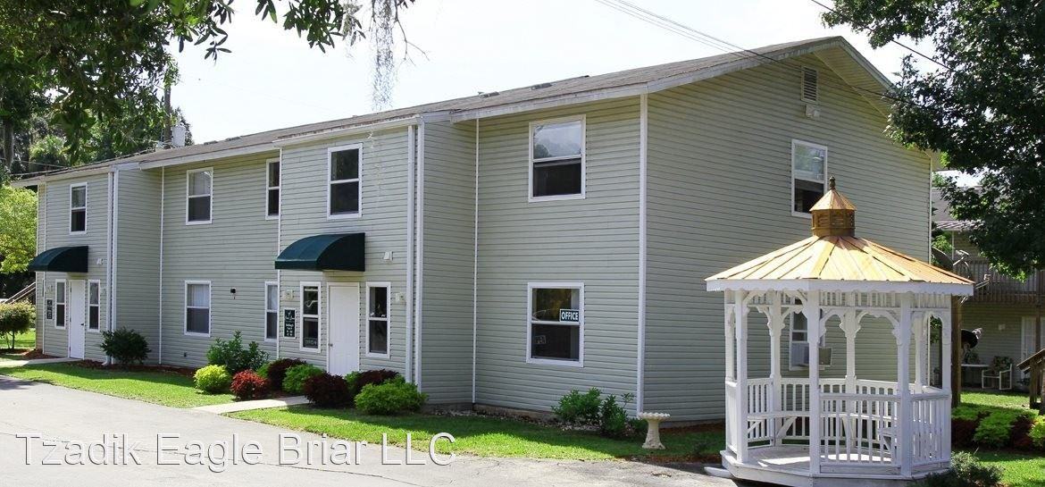 200 Robert Street - Photo 3 of 5