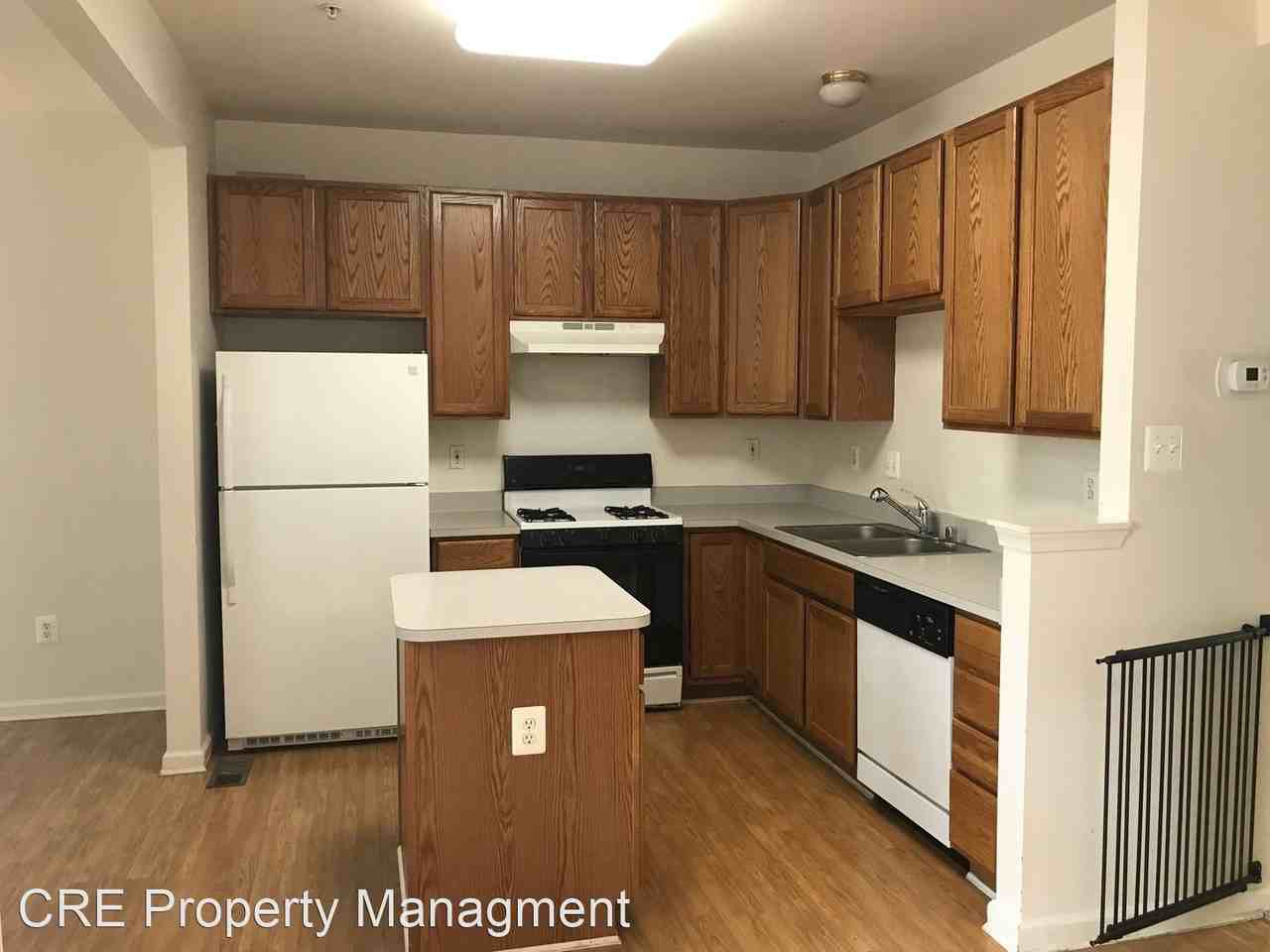 2129 Bexley Dr - Photo 2 of 10