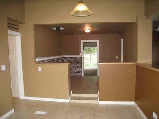 1942 Nelson Siding Rd - Photo 3 of 15