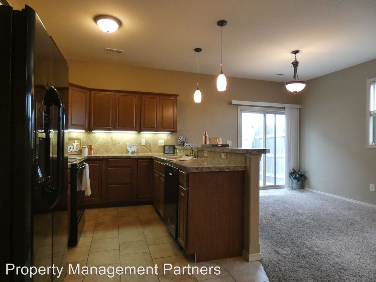 Park Place Town Homes - Photo 2 of 20