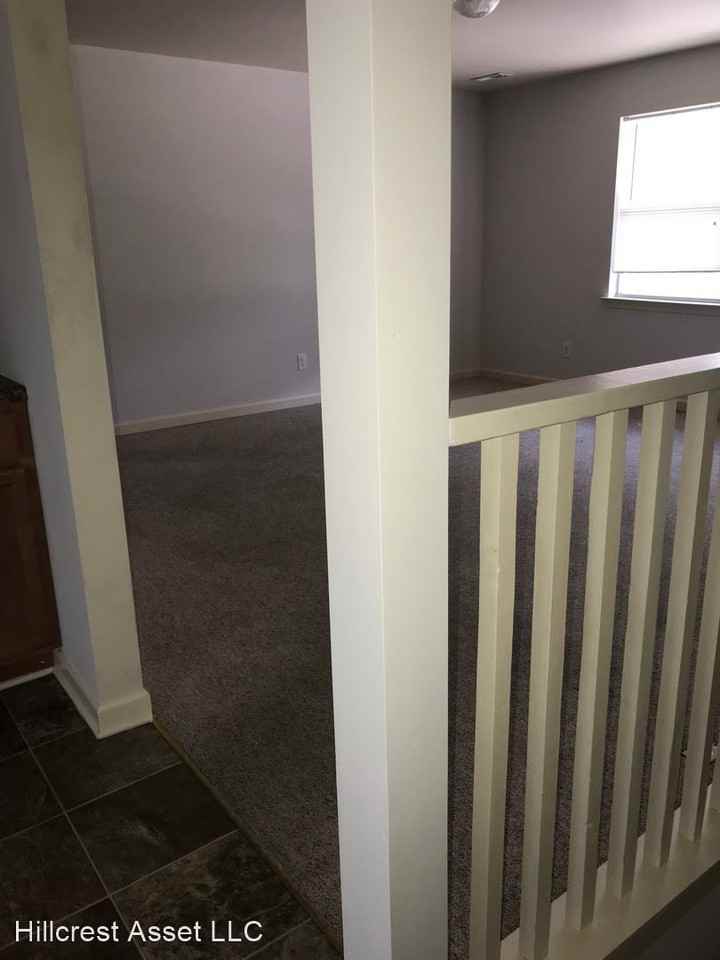 101 Woodcreek Drive - Photo 2 of 12