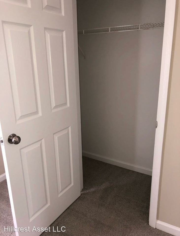 101 Woodcreek Drive - Photo 3 of 12