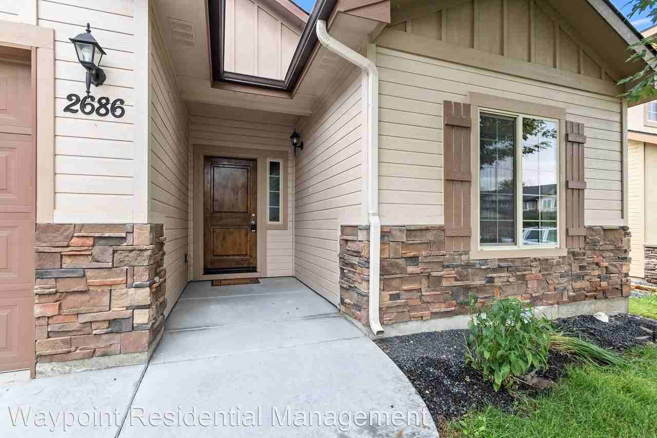 2686 N Vallin Ave - Photo 2 of 37