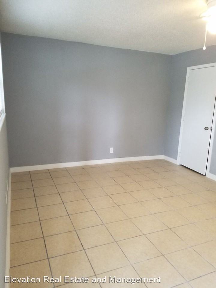 409 Park Street - Photo 2 of 8