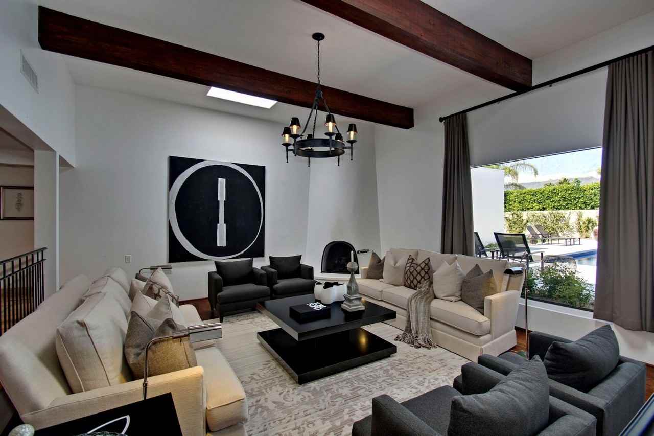 70881 Windsor Cir - Photo 3 of 26