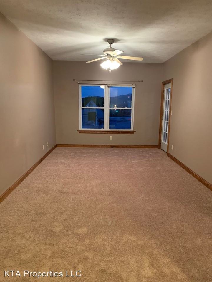 223 Chestnut Street - Photo 3 of 9