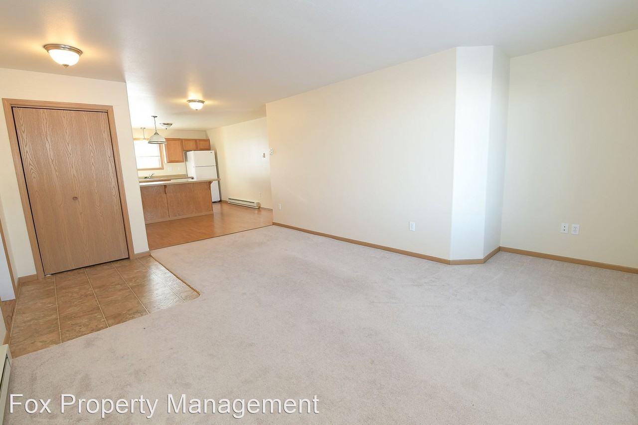 1502, 1504, 1605 and 1508 Spruce Drive NE - Photo 2 of 16