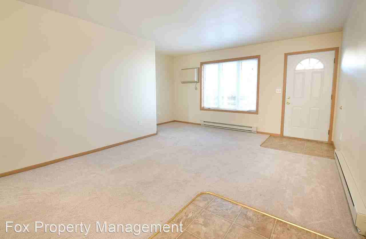 1502, 1504, 1605 and 1508 Spruce Drive NE - Photo 3 of 16