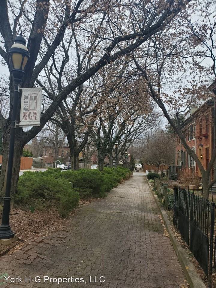 343 W Newton Ave - Photo 3 of 18