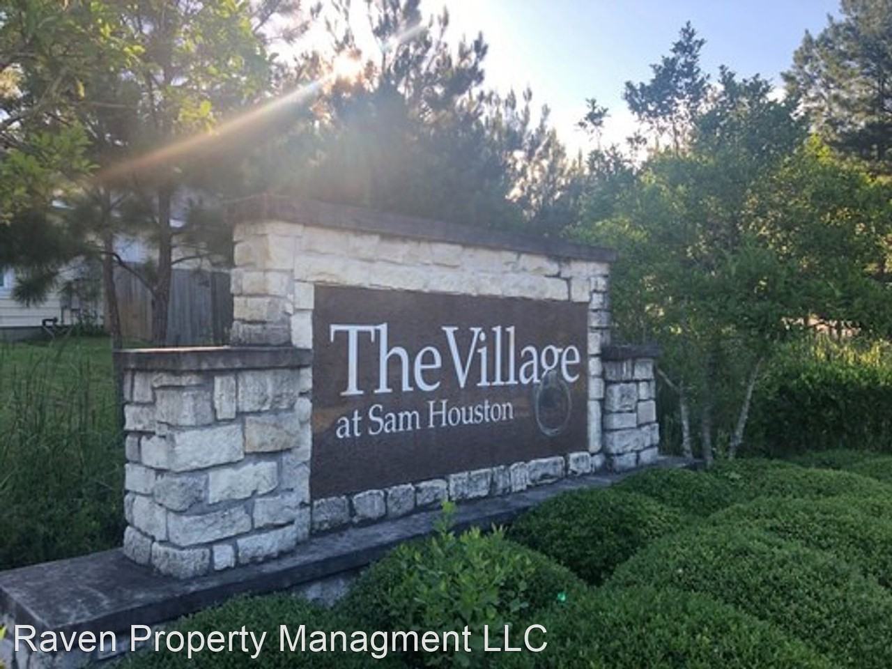 136 Varsity Dr. - Photo 2 of 4