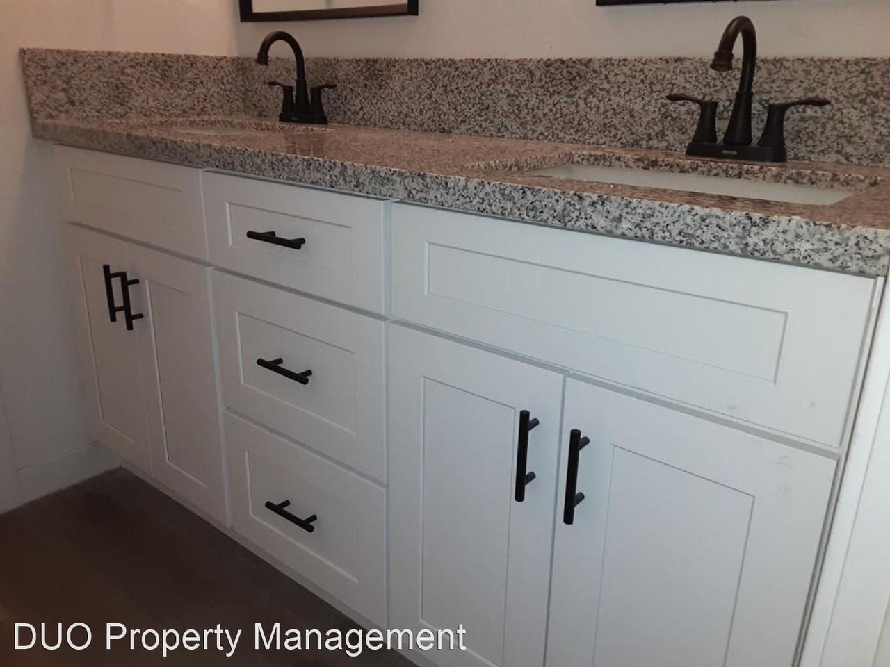 2417 South Budlong - Photo 3 of 9