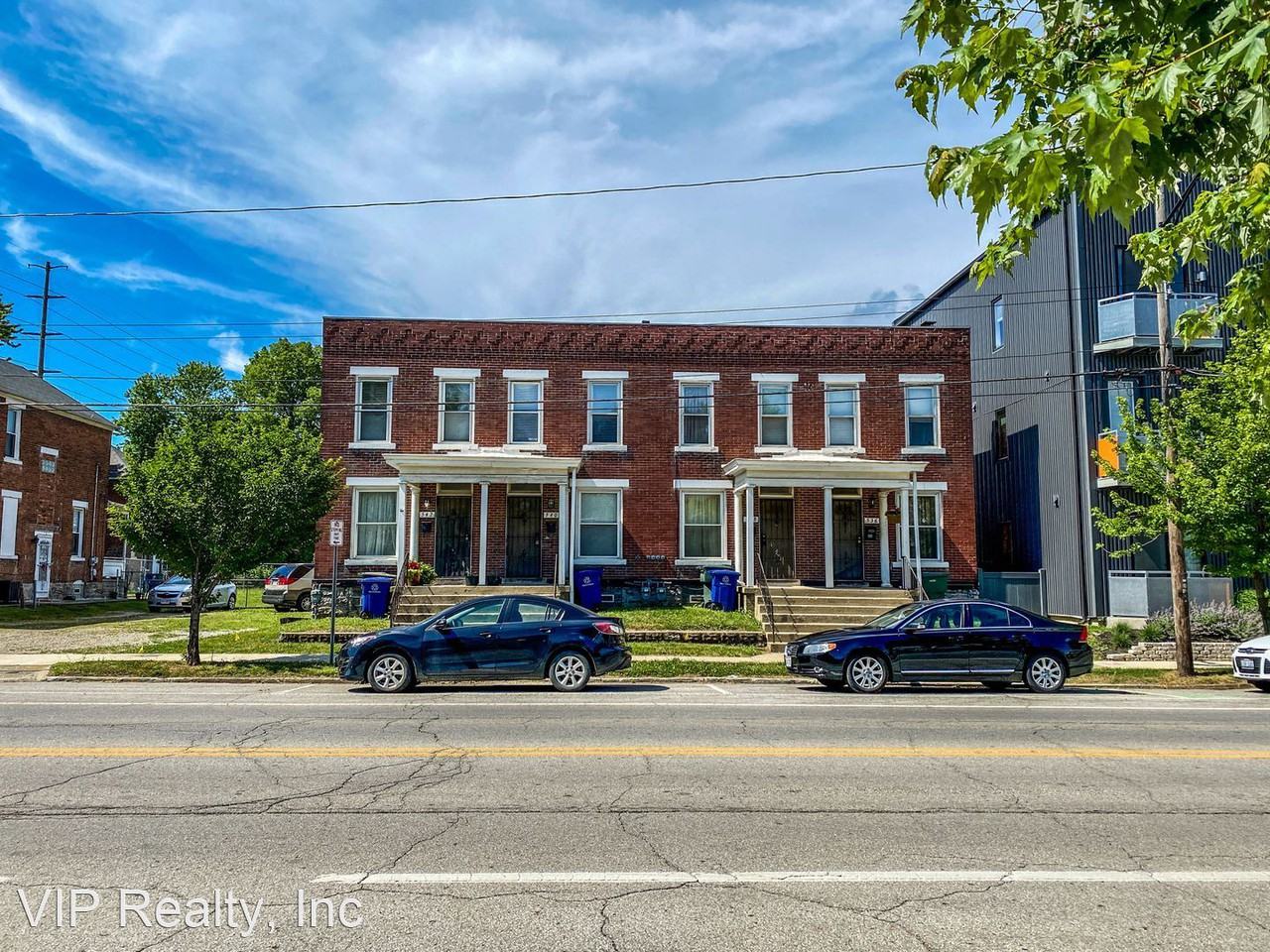 536-542 W. Town St. - Photo 2 of 27