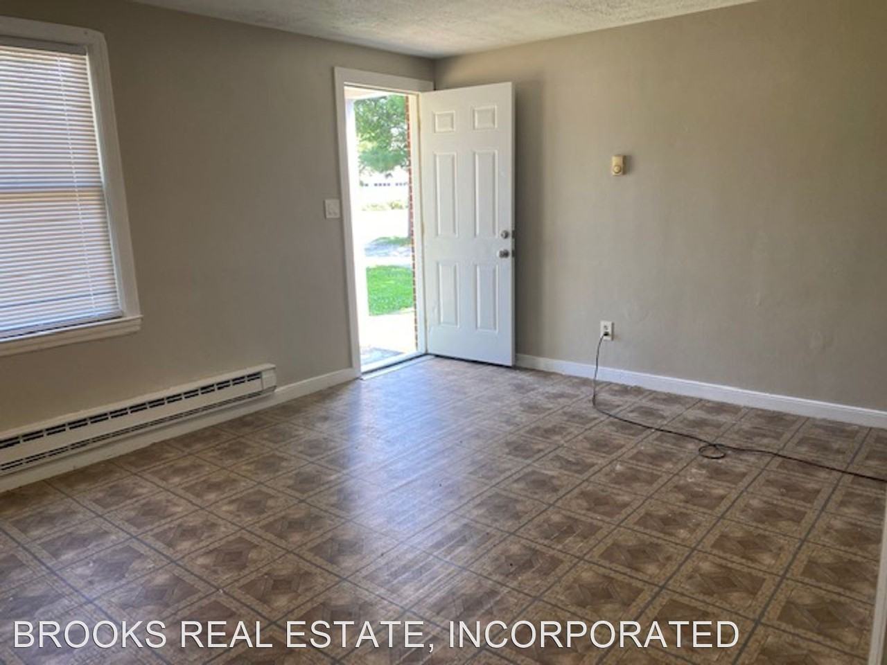 406 Bypass Road - Photo 2 of 12