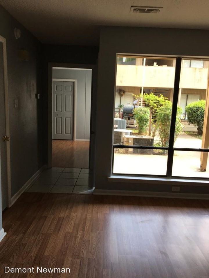 700 Poplar Street - Photo 3 of 5