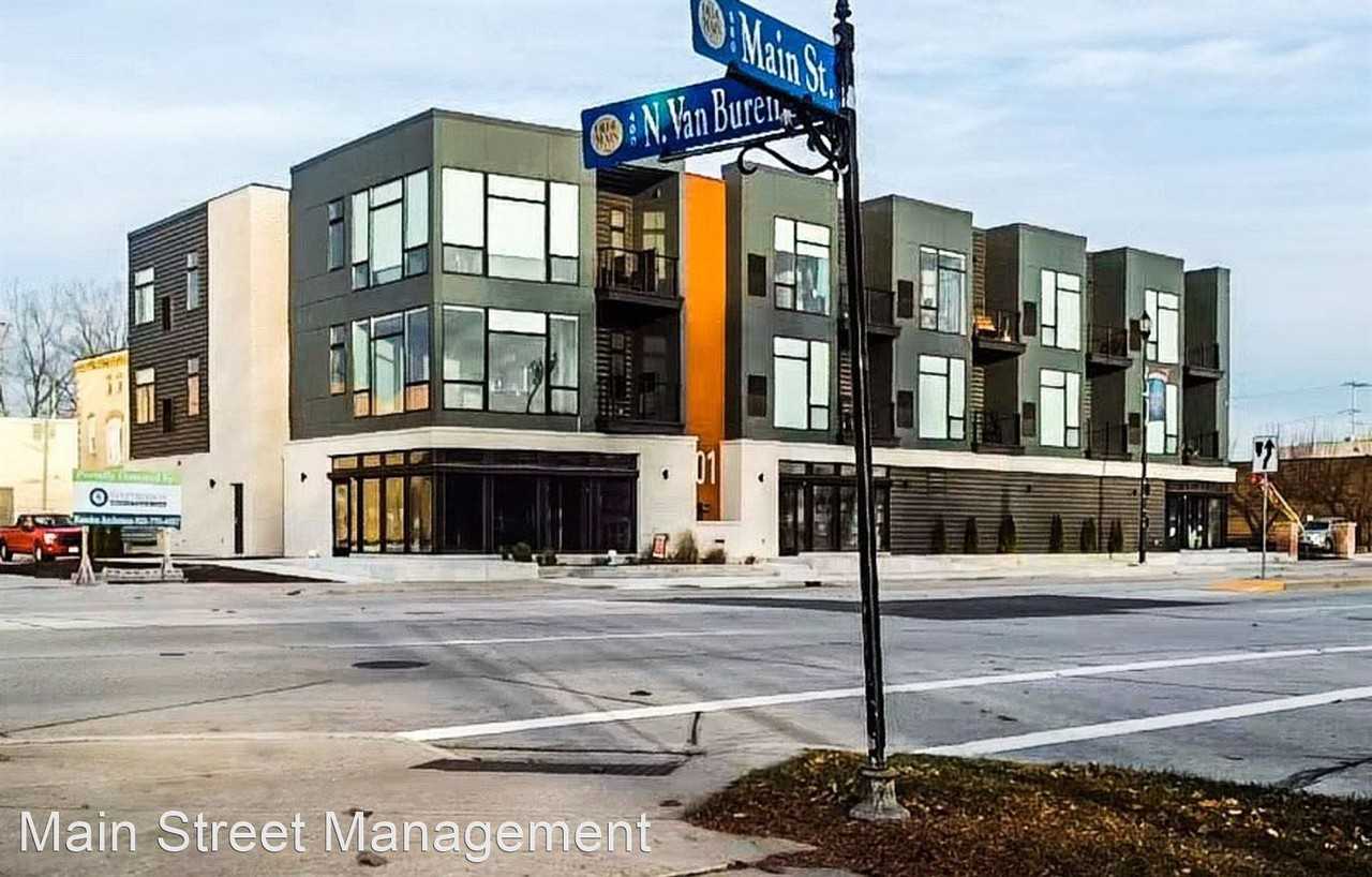 901 Main - Photo 3 of 13