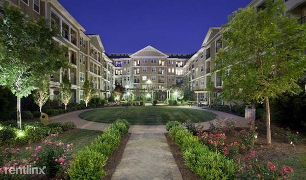 Atlanta Apartments With Luxury Finishes Reference: Modern Finishes Inside Which Include Granite Countertops Maple