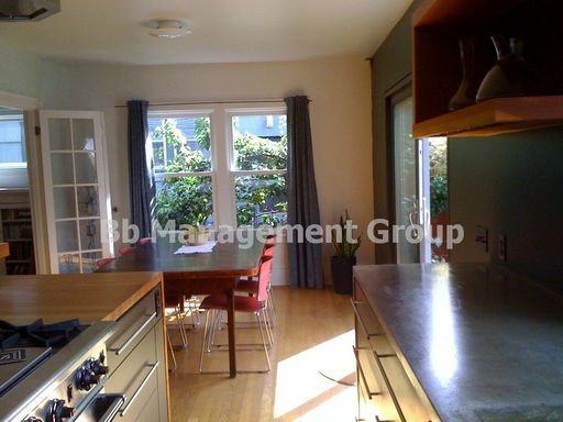 3325 NE 15th Ave - Photo 3 of 21