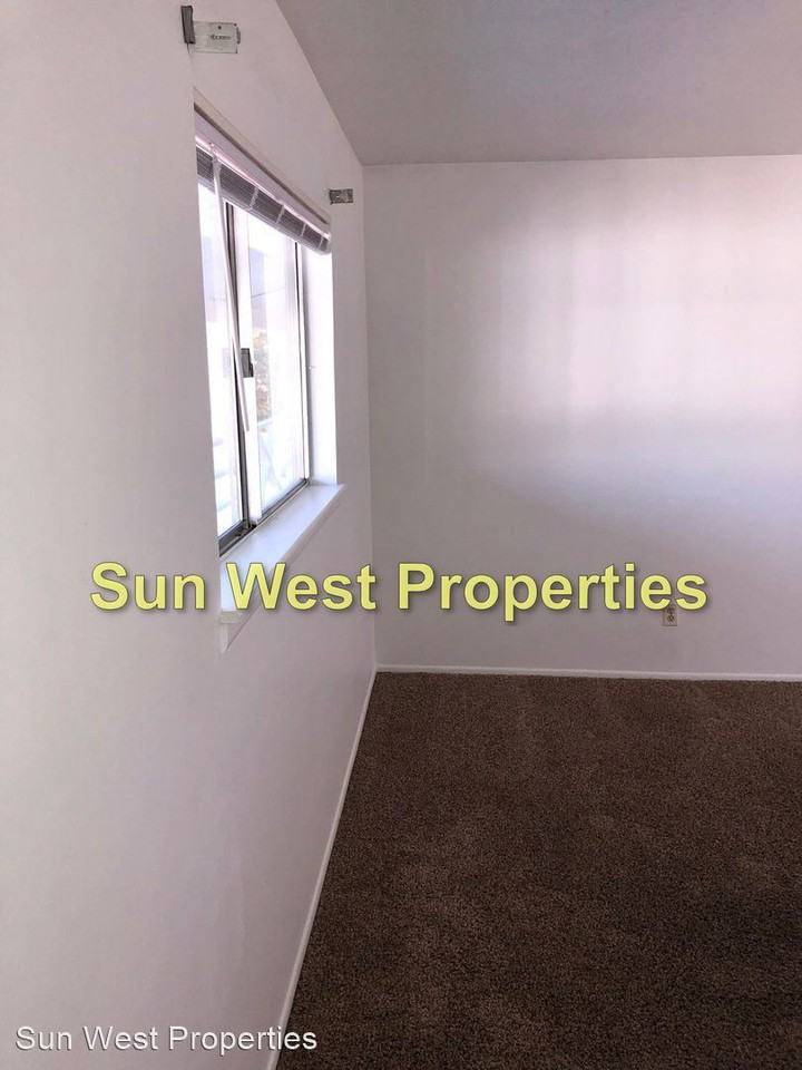 905 Walnut Dr. - Photo 2 of 12