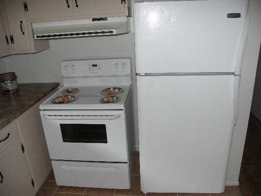 619 Hendley St - Photo 3 of 17