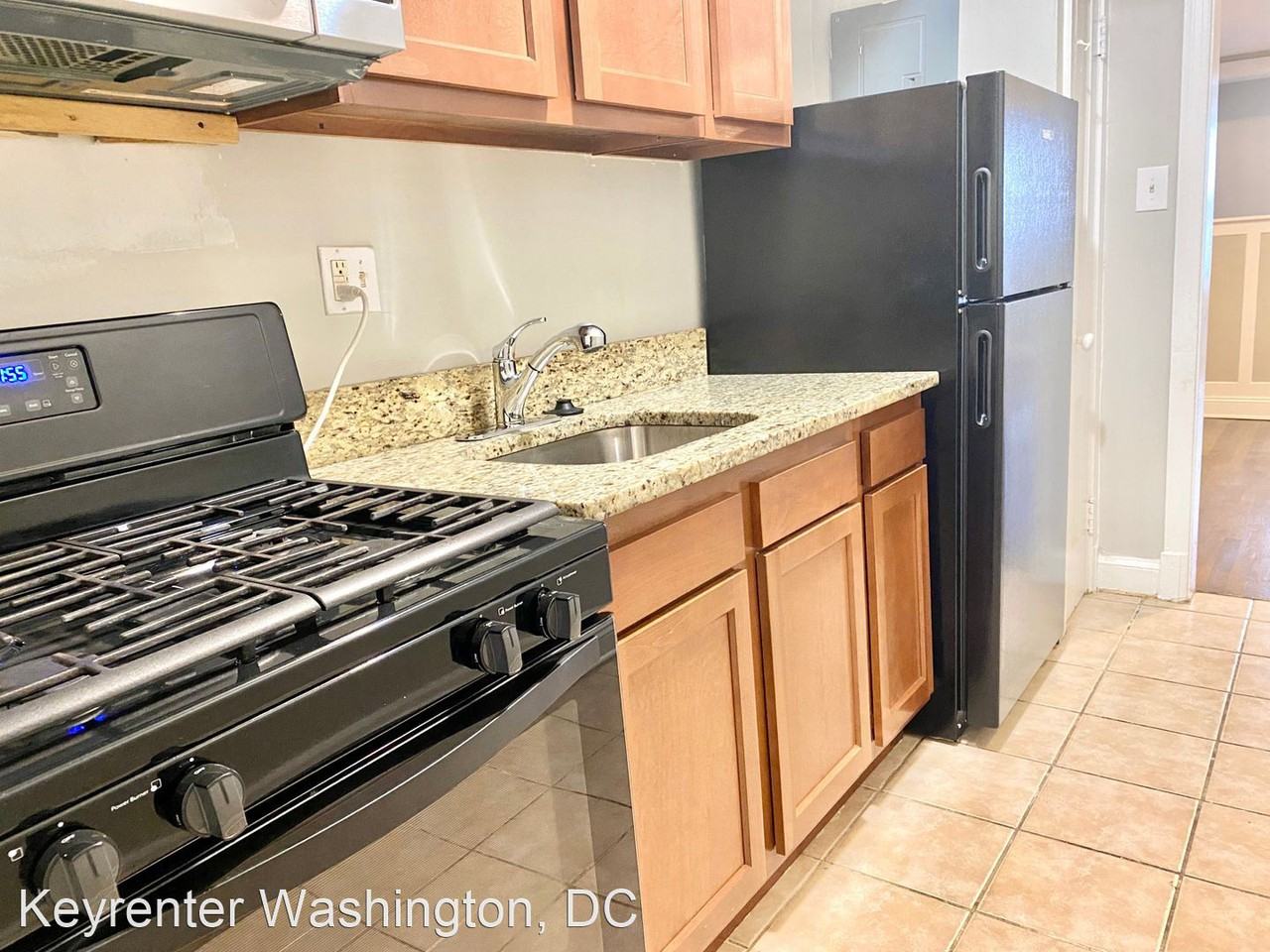 2904 Nelson Pl, SE - Photo 2 of 18