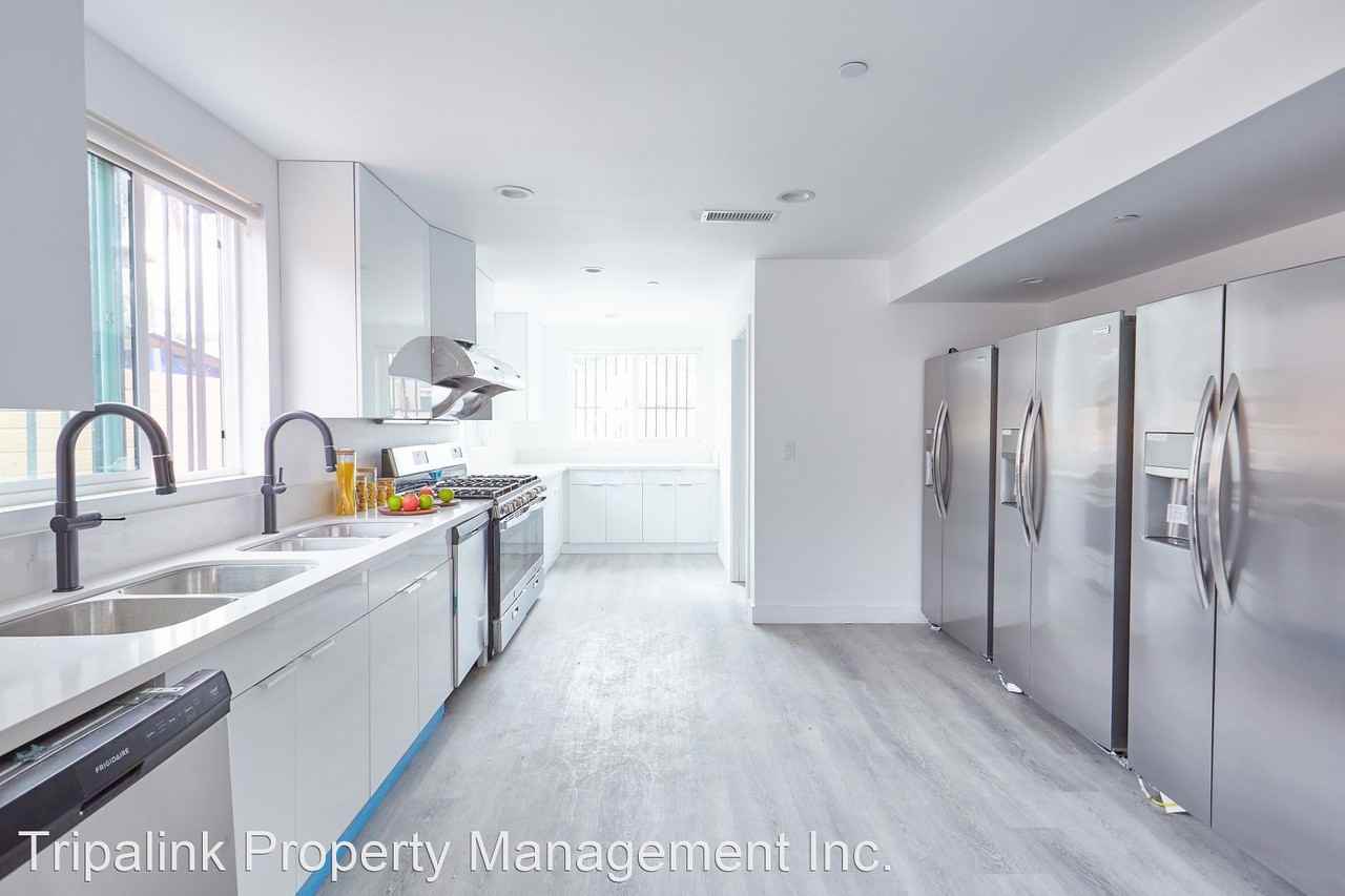 1430 W 37th St - Photo 2 of 11