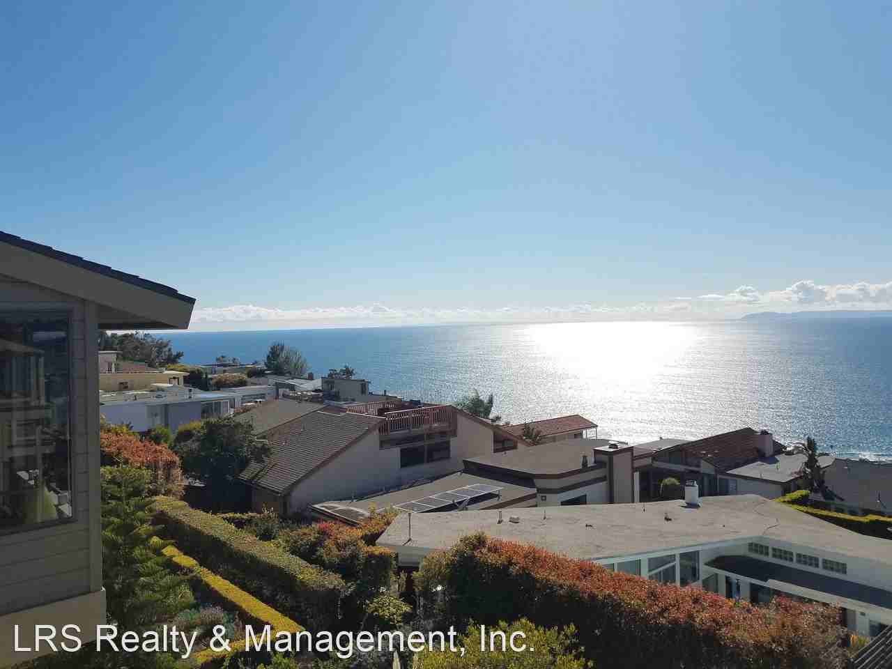 1135 Katella St - Photo 3 of 25