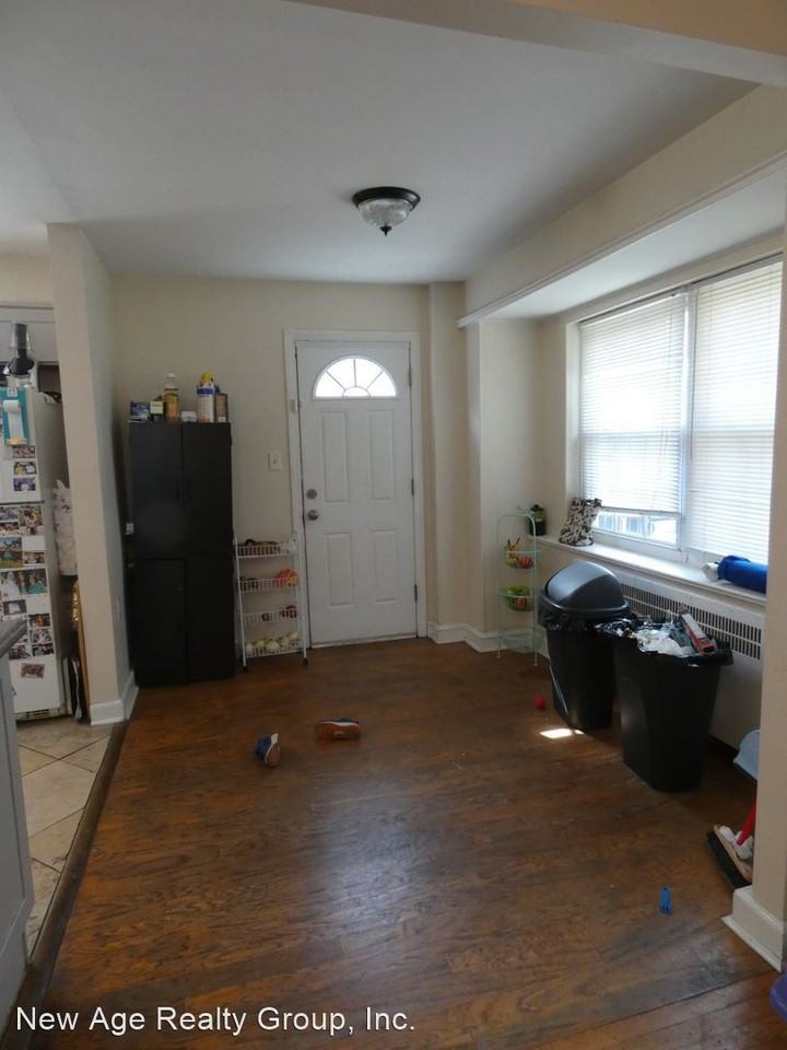 202 Edgehill Rd - Photo 3 of 15