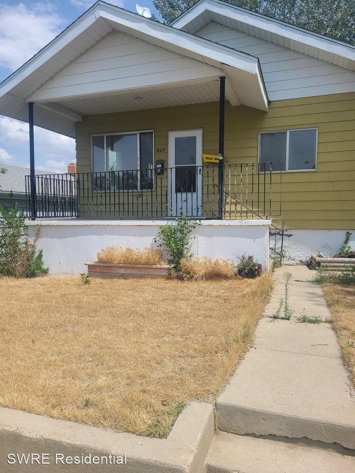 825 Rhode Island Ave - Photo 2 of 35
