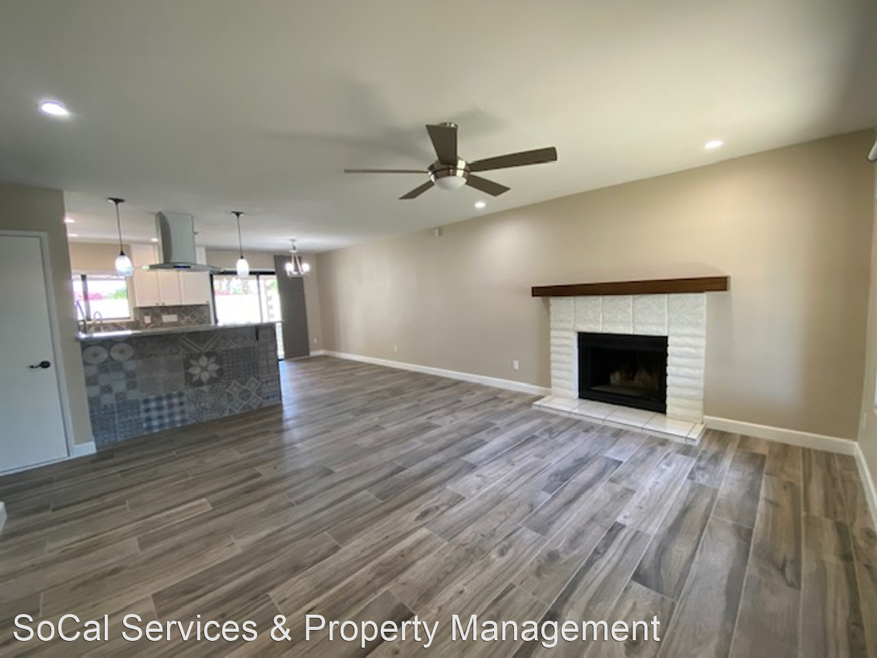 41955 Largo - Photo 3 of 24