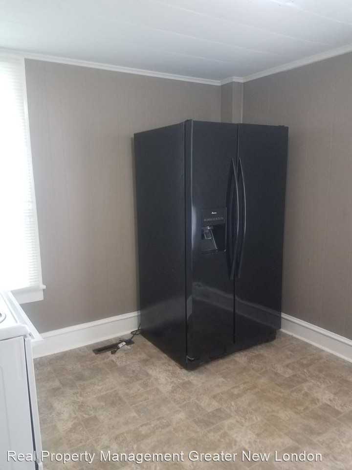 88 Reynolds St - Photo 3 of 7