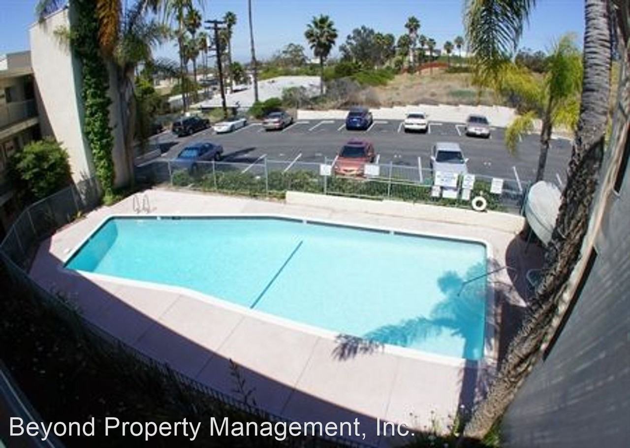 University Terrace - Photo 2 of 3