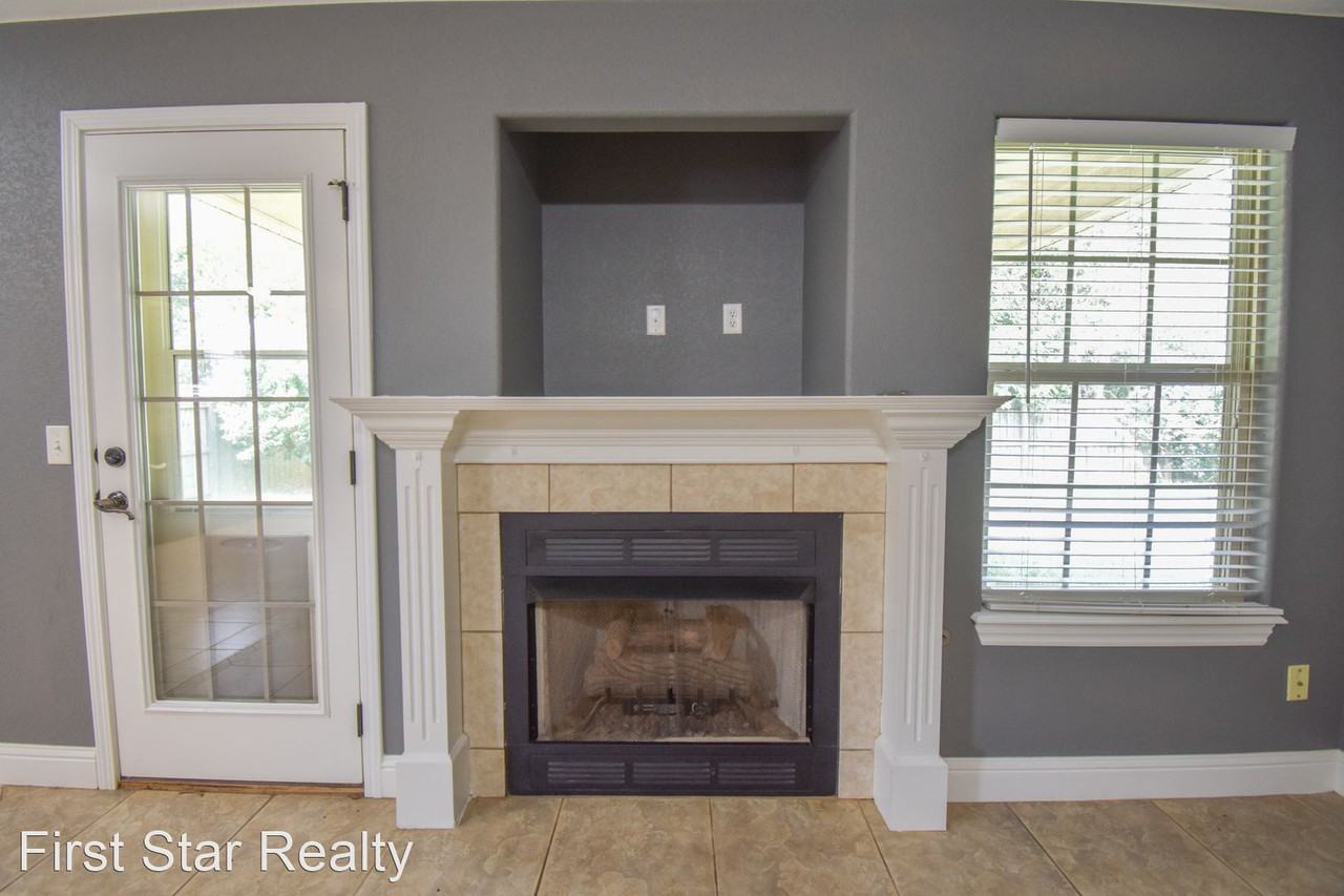 409 E Mccann Rd - Photo 2 of 21