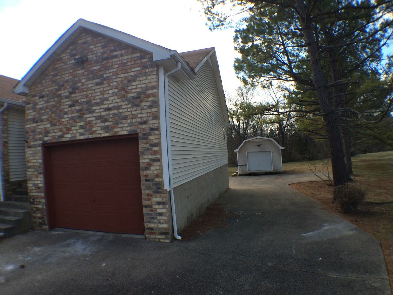 508 Pine View Ct - Photo 3 of 13