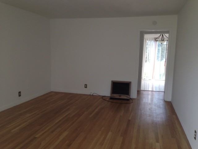 1261 Terra Ave - Photo 2 of 11