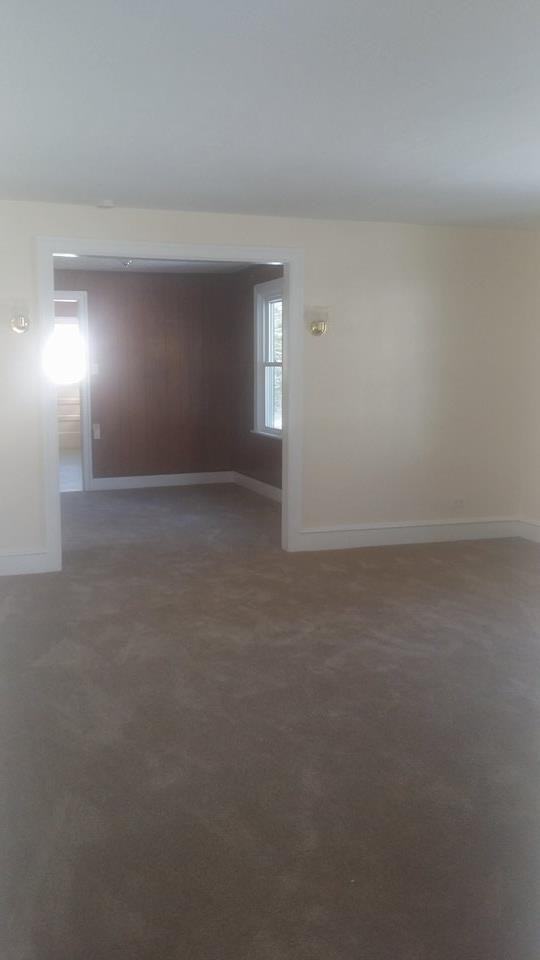 9 Oak Ave - Photo 2 of 13