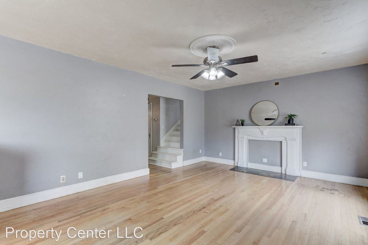2532 Nw 30th St - Photo 2 of 40