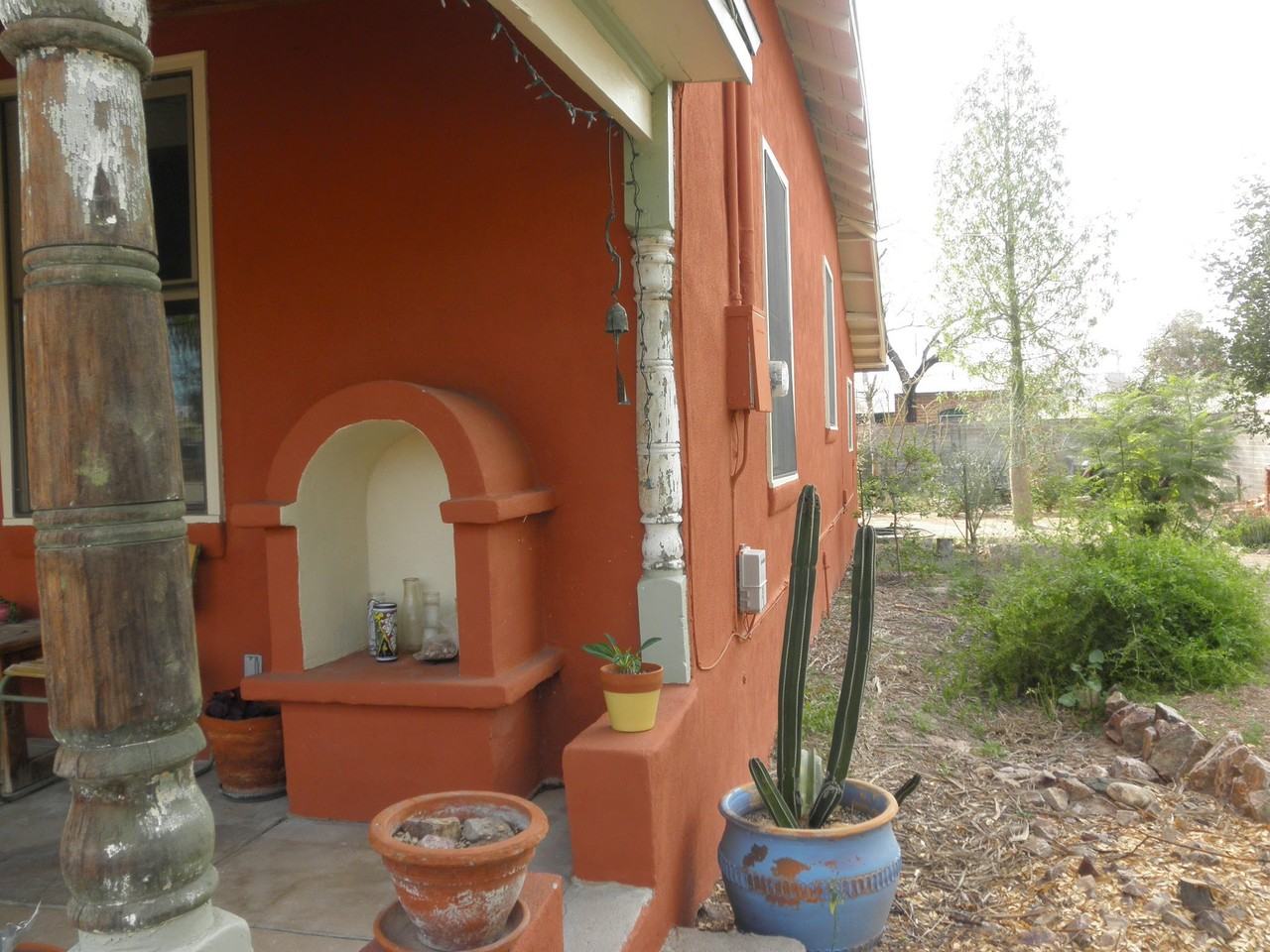 619 N 9th Ave - Photo 2 of 25