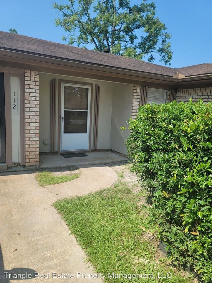 112 Pinewood Dr - Photo 2 of 15