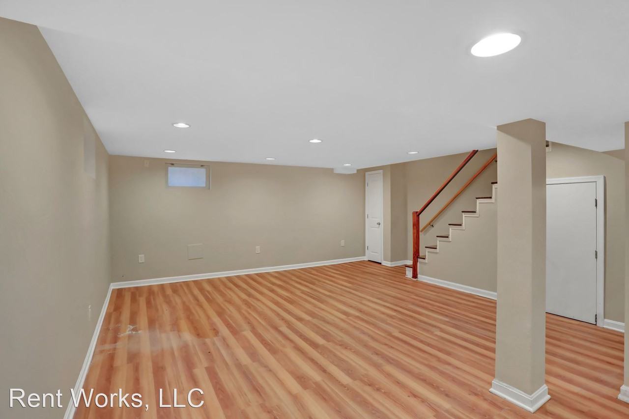 1217 Northview Rd - Photo 3 of 45
