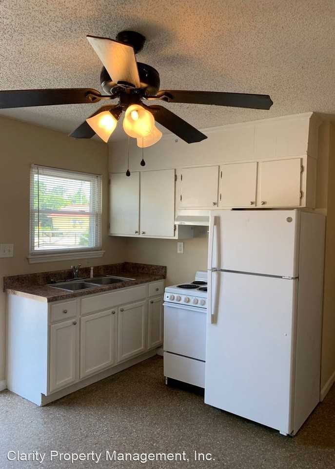 Cedar Lane & S Lee Hwy SW - Photo 2 of 11