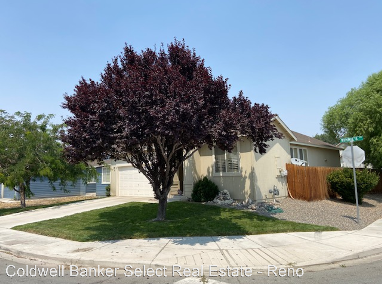 1315 Winnies Ln - Photo 2 of 15