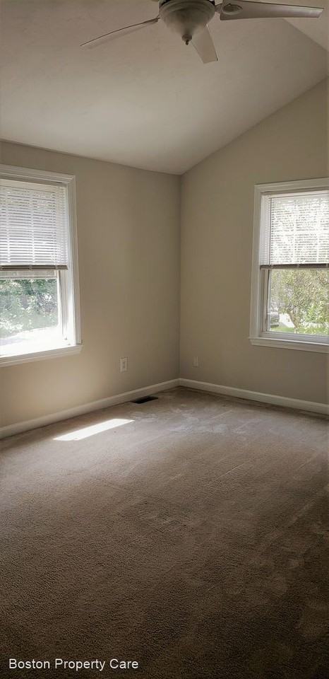 12 Palfrey St - Photo 3 of 6