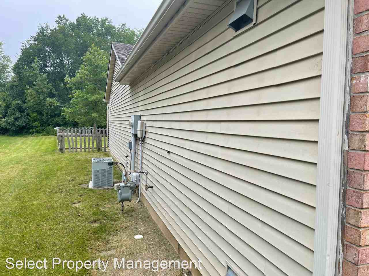 5309 Myanna Ln - Photo 2 of 18