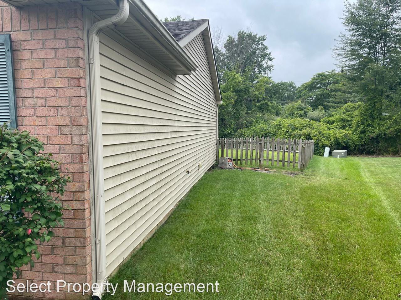 5309 Myanna Ln - Photo 3 of 18