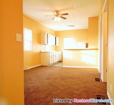 2900 E Grand Ave - Photo 2 of 11